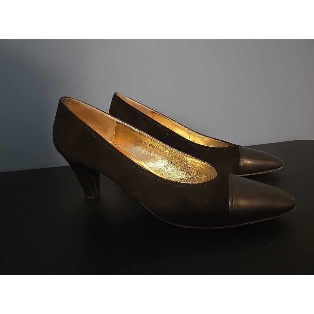 Vtg Bruno Magli  Size 9 AA Suede Pointed Black Leather Cap Toe Pumps Heels Italy